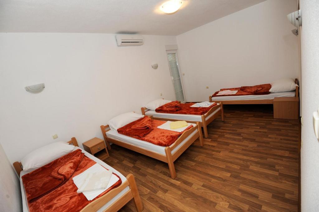 Pansion Turudic Ξενοδοχείο Međugorje Δωμάτιο φωτογραφία
